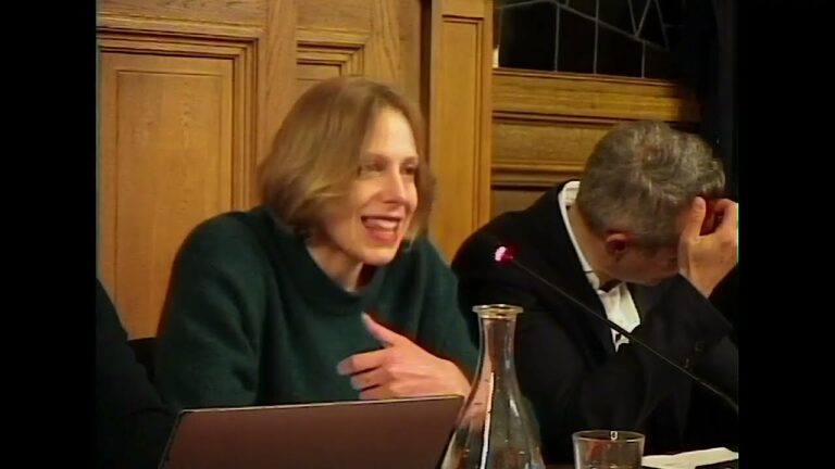 25/11/03 – V4 SUR TOURISME MONTMARTRE