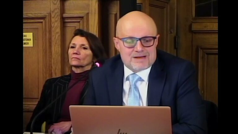 26/02/02 – Q2 SQUARE LOUISE DE MARILLAC